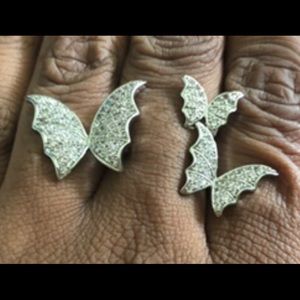 Beautiful butterfly ring. Adjustable